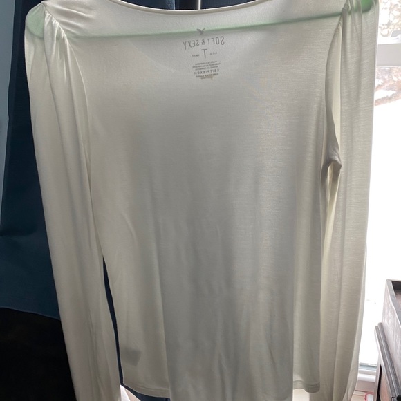 Soft and Sexy Floral Embroidered Long Sleeve - Picture 7 of 8